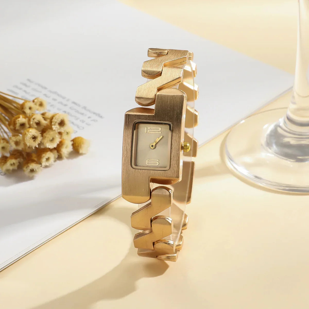 Produit Le Secret de l’Élégance Vintage : Montre + Bracelet (Set Femme)